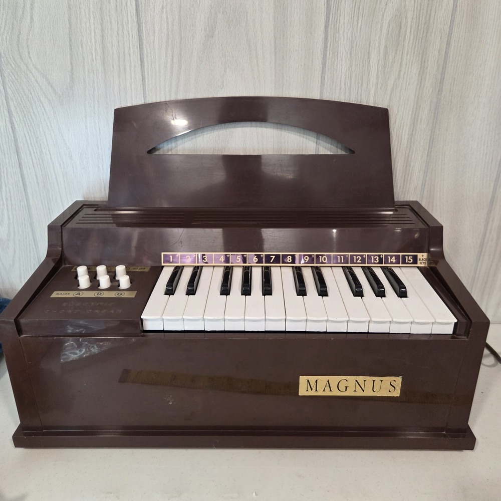 1959 Magnus Electric Chord Organ Keyboard Model 300 (Tested, Fully working)